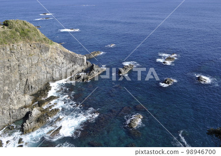 Cape Cape 98946700