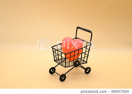 愛心購物車圖片 愛心購物車圖片 98947084