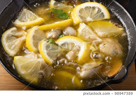 檸檬和牡蠣墨西哥辣醬 98947389