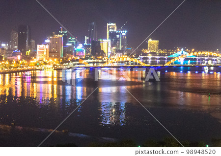Da Nang night view Da Nang night view 98948520