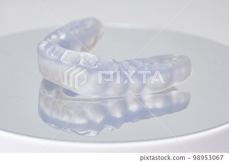 Dental mouthguard, splint for the treatment of dysfunction of the temporomandibular joints, bruxism, malocclusion, to relax the muscles of the jaw. 98953067