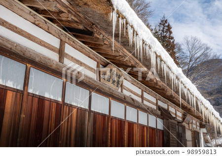 福島縣下鄉町 大內宿的雪景 98959813