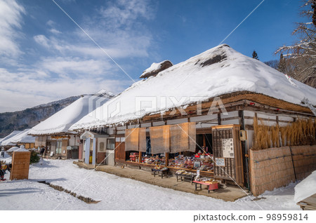 Shimogo Town, Fukushima Prefecture Snowscape of Ouchi-juku 98959814