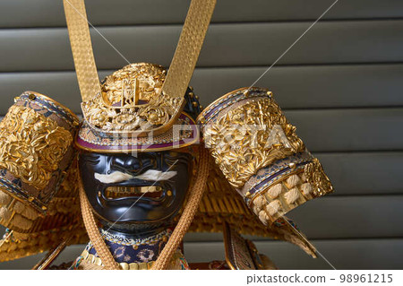 May Doll's large armor and Japanese-style miscellaneous goods 98961215