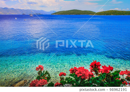 Elaphiti islands, turquoise adriatic beach near Korcula, Dalmatia, Croatia 98962191
