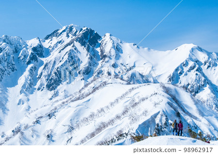 Tomi Ridge Trekking in Winter: Mt. Goryu seen from Mt. Nakatomi Tomi Ridge Trekking in Winter: Mt. Goryu seen from Mt. Nakatomi 98962917