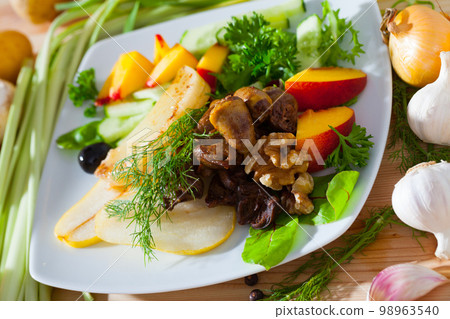 Salad with chicken hearts and fried cheese 98963540