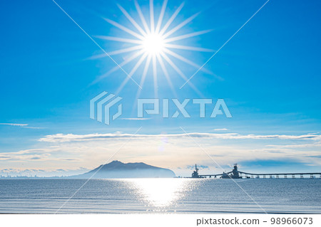 Hakodate winter sea Hakodate winter sea 98966073