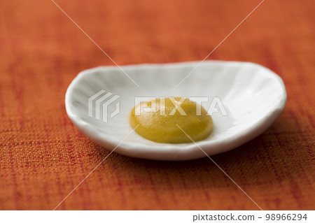 Mustard Mustard 98966294