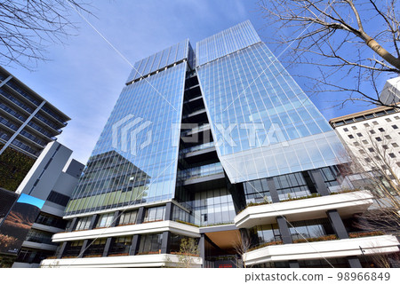 Fukuoka Daimyo Garden City Tenjin Big Bang Former site of Daimyo Elementary School 98966849