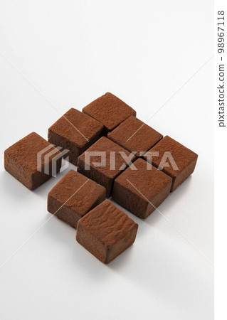 block of chocolate 98967118