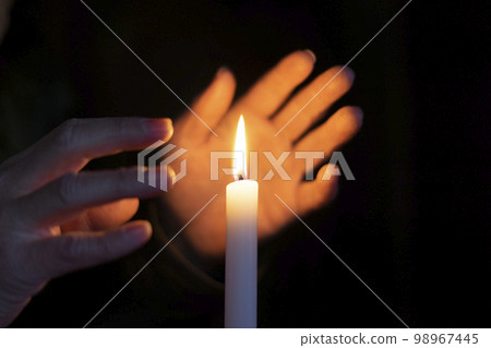 Candle light Candle light 98967445