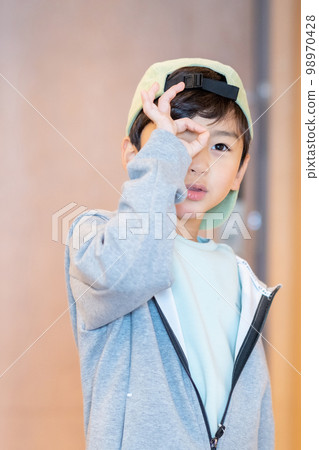 children lifestyle travel vacation exercise health children lifestyle travel vacation exercise health 98970428