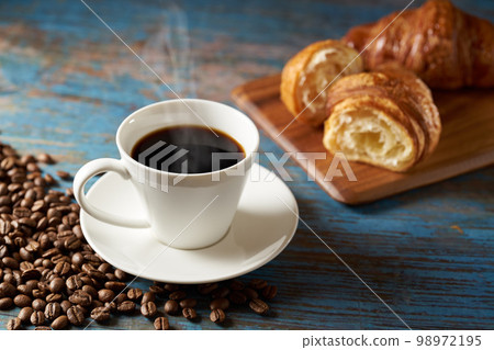 Hot coffee image Hot coffee image 98972195