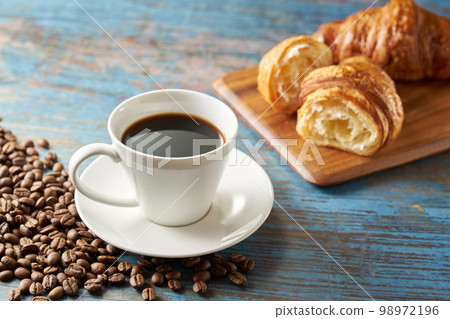 Hot coffee image Hot coffee image 98972196