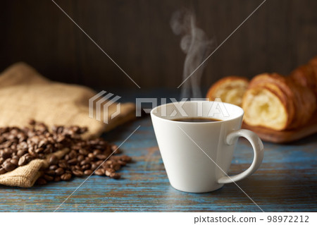 Hot coffee image Hot coffee image 98972212