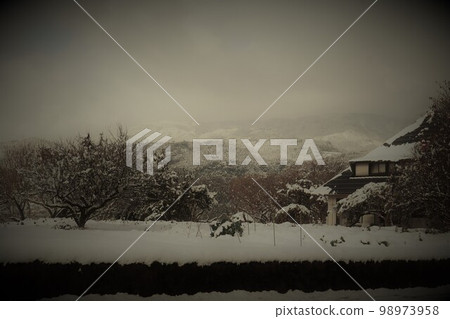 雪景的老式風景攝影 雪景的老式風景攝影 98973958