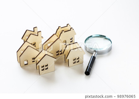 House buying and selling/urban image House buying and selling/urban image 98976065