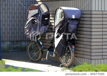 Children's bicycle image 98977080