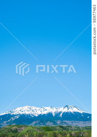 Mt. Ontakeyama在春天 Mt. Ontakeyama在春天 98977463