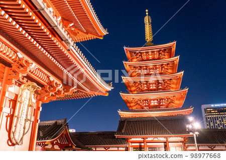 《Tokyo》 Night Sensoji Temple / Hozomon 98977668