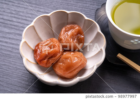 Lightly salted plum Lightly salted plum 98977997