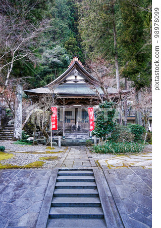 Daijoji Kishimojindo Temple in Gujo Hachiman (Gujo City, Gifu Prefecture) 98978099