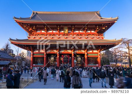 《東京》淺草寺・繁華的淺草 《東京》淺草寺・繁華的淺草 98979210