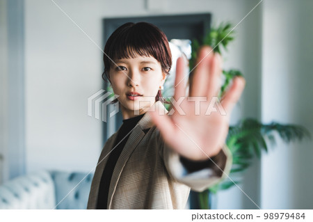 女生 女孩 女性 98979484