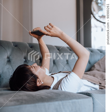女生 女孩 女性 98980261