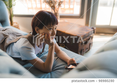 女生 女孩 女性 98980280