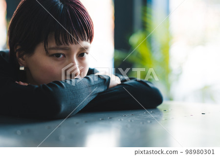 student, students, worry 98980301
