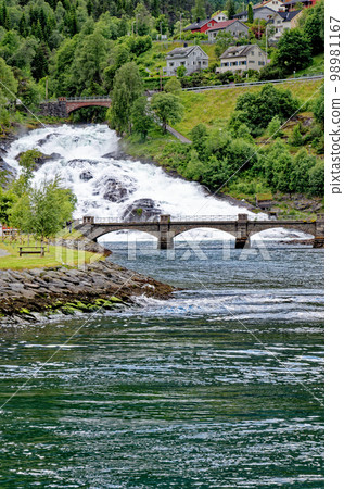 Landscape with Hellesyltfossen waterfall - Geiranger, Norway 98981167