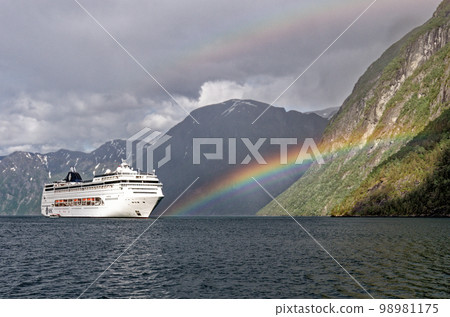 Rainbow over MSC Lirica Cruise ship in Norwegian Fjords - Hellesylt Rainbow over MSC Lirica Cruise ship in Norwegian Fjords - Hellesylt 98981175