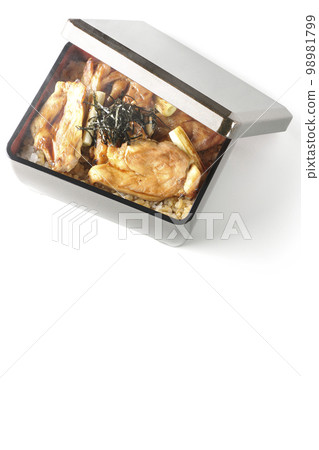 A bird's-eye view of hot charcoal-grilled yakitori with plenty of sauce on a white background A bird's-eye view of hot charcoal-grilled yakitori with plenty of sauce on a white background 98981799
