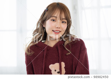 Beautiful Japanese women 98982450