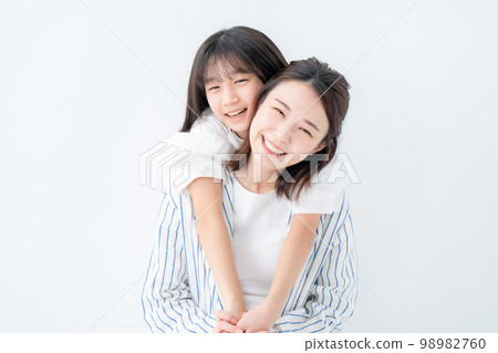 Good friend parents 98982760