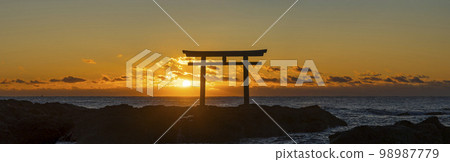 上磯鳥居全景 98987779