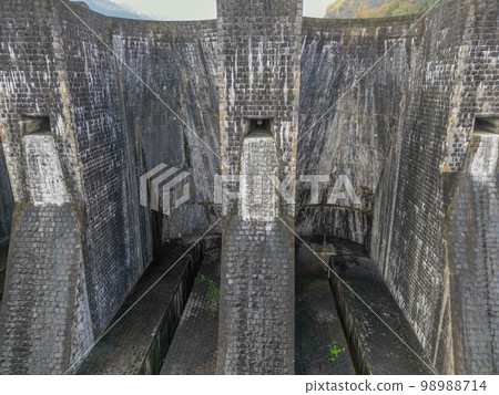 Banbu pond dam Banbu pond dam 98988714