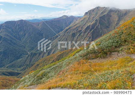 谷川山的登山風景|群馬縣水上町[10月] 98990473