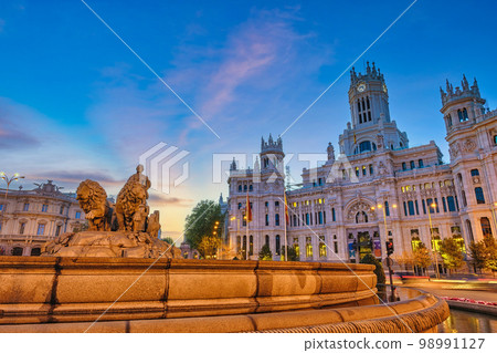 Madrid Spain, sunrise city skyline at Cibeles Fountain Town Square Madrid Spain, sunrise city skyline at Cibeles Fountain Town Square 98991127