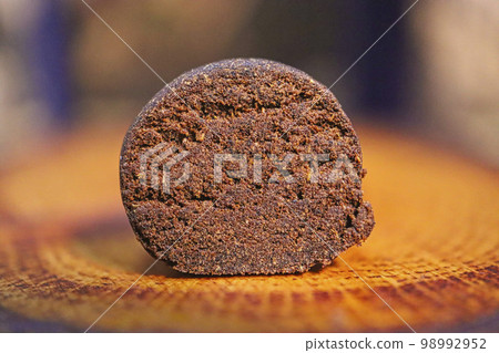 一半的蘆薈 98992952