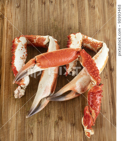 king crab leg 98993468
