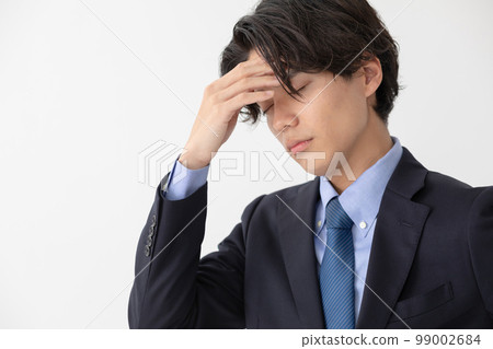 Asthenopia, allergy, poor physical condition, male Asthenopia, allergy, poor physical condition, male 99002684