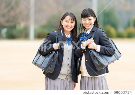 High school girl schoolyard High school girl schoolyard 99003734