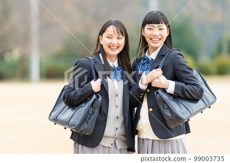High school girl schoolyard High school girl schoolyard 99003735