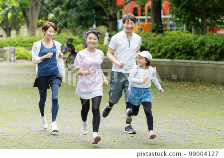 兒童慢跑女孩 兒童慢跑女孩 99004127