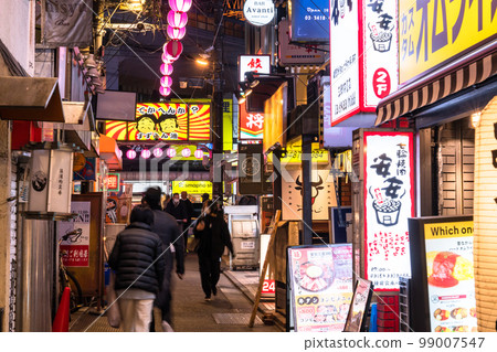 《東京》鈴蘭街三軒茶屋的酒吧街 《東京》鈴蘭街三軒茶屋的酒吧街 99007547