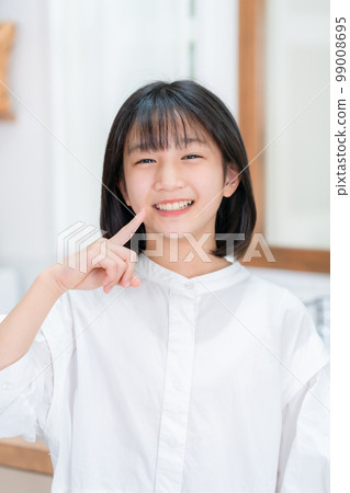 Dental care girl Dental care girl 99008695