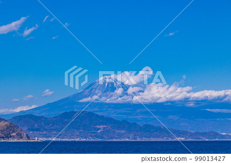 (靜岡縣)從美保海灘看到的富士山 (靜岡縣)從美保海灘看到的富士山 99013427